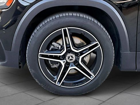 Used 2024 Mercedes-Benz GLB 250 image 11