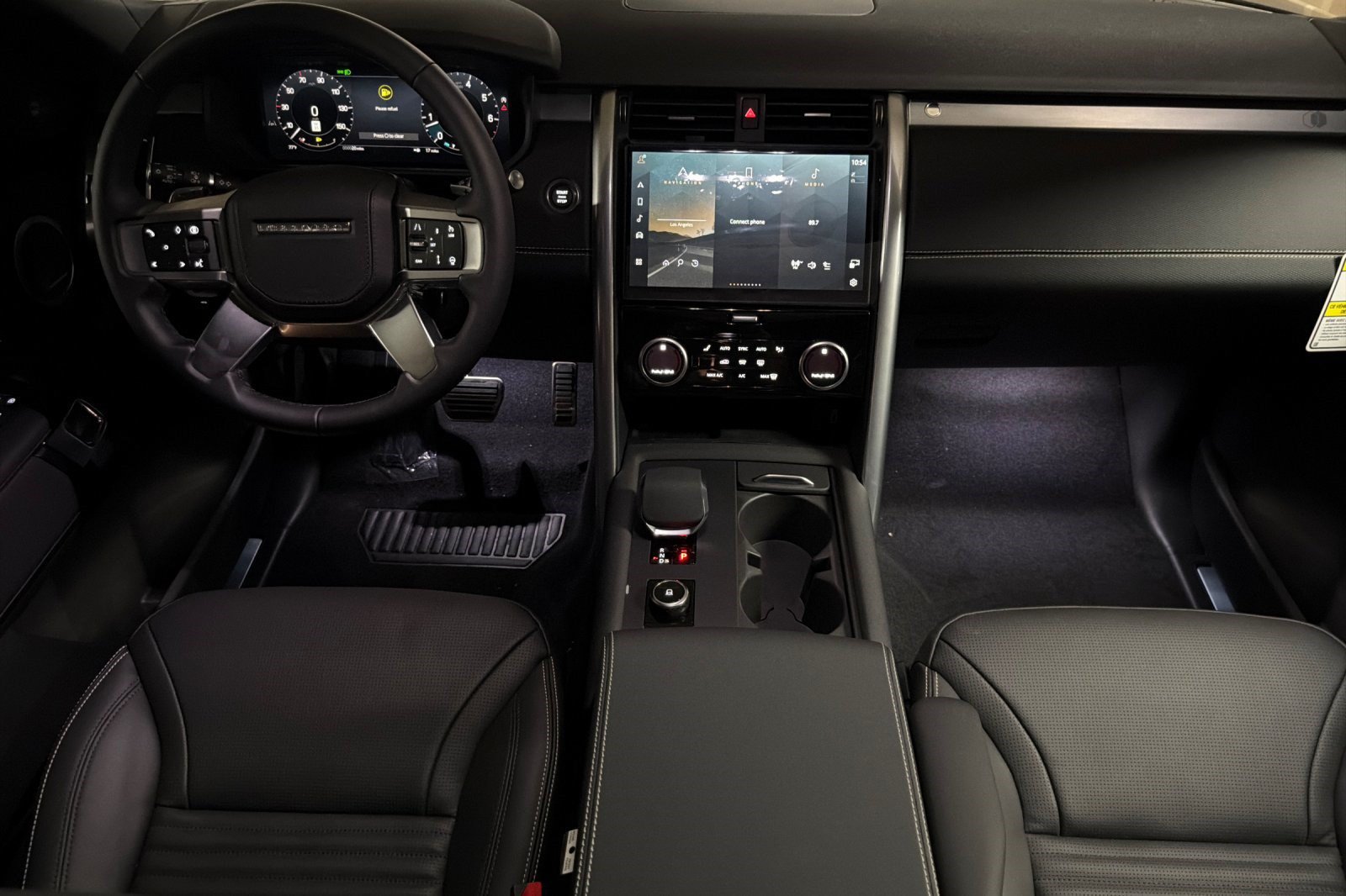 New 2026 Land Rover Discovery Limited Edition AWD/4WD image 15