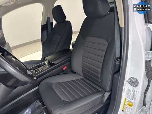 Used 2020 Ford Fusion SE image 13