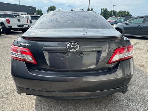 Used 2010 Toyota Camry FWD image 5
