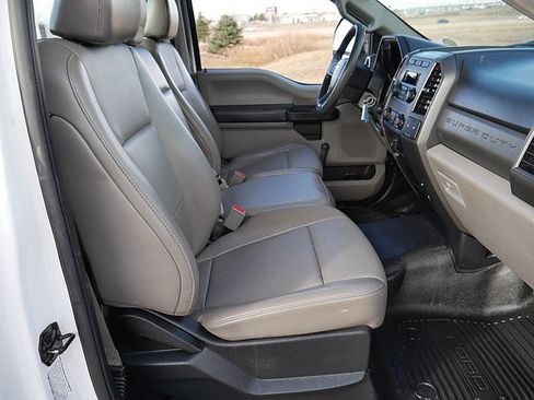 Used 2019 Ford F350 XL w/ Snow Plow Prep Package image 28