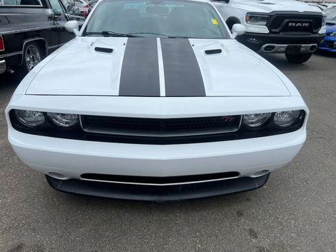 Used 2012 Dodge Challenger R/T RWD image 7