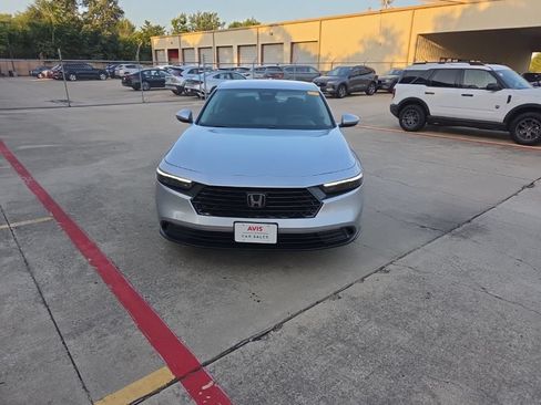 Used 2025 Honda Accord LX image 5