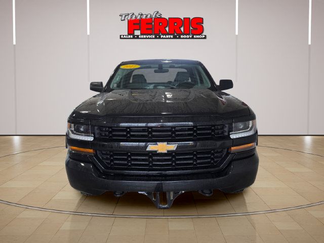 Used 2017 Chevrolet Silverado 1500 Custom w/ Custom Convenience Package AWD/4WD image 8
