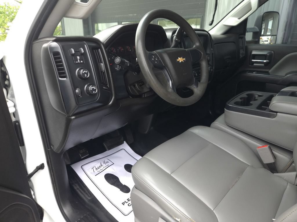 Used 2017 Chevrolet Silverado 2500 W/T AWD/4WD image 13