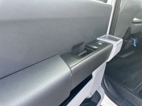 New 2026 Ford F250 XL w/ XL Chrome Package image 8