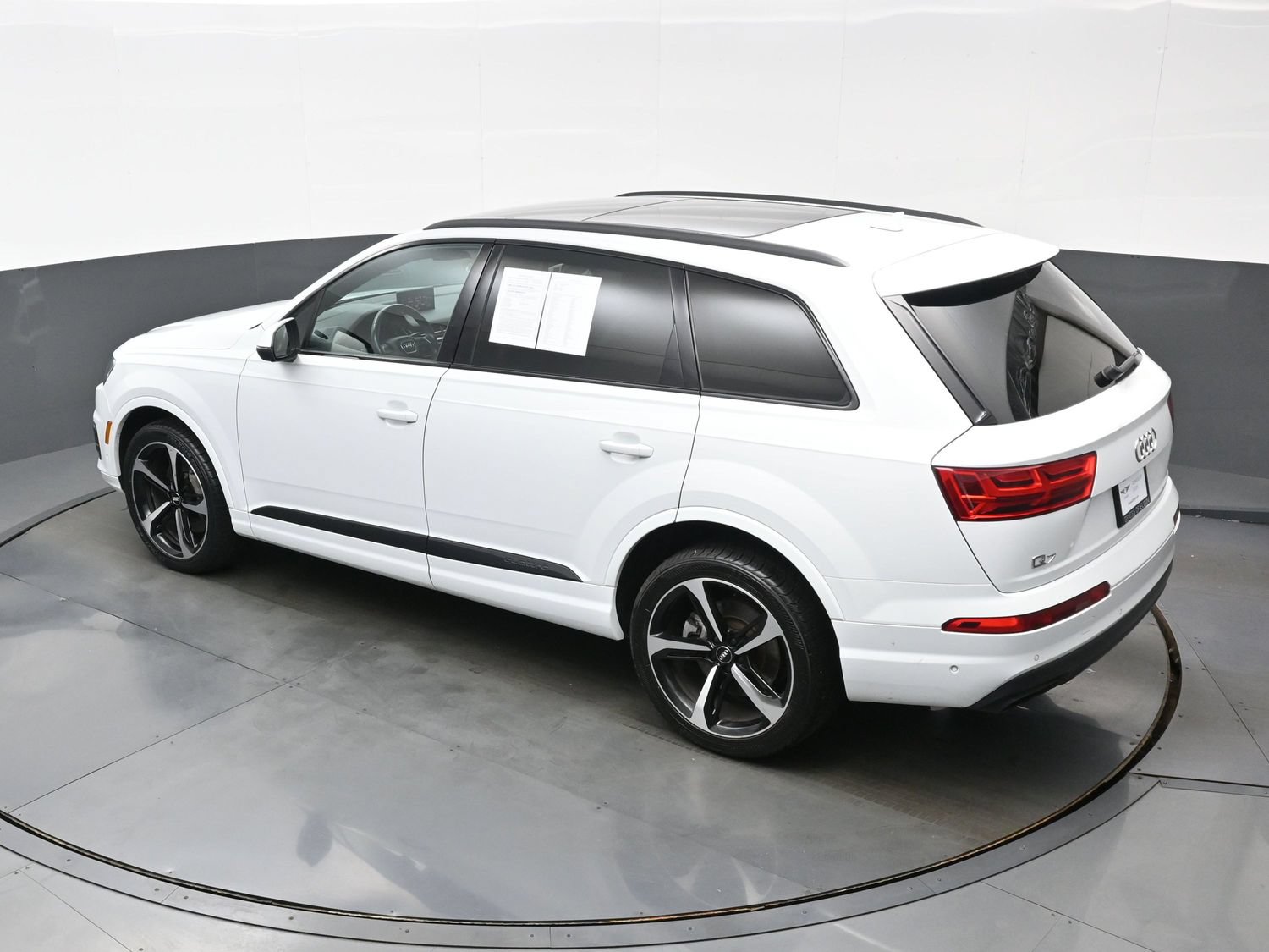 Used 2019 Audi Q7 3.0T Prestige AWD/4WD image 39