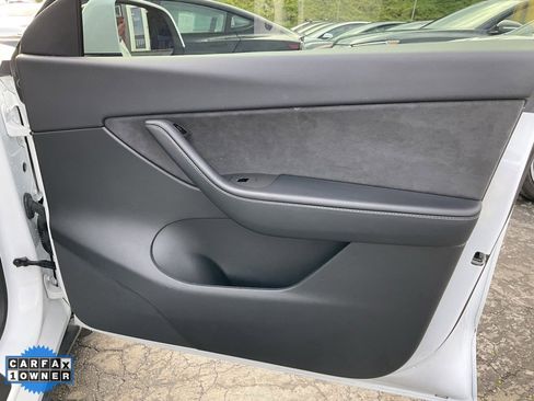 Used 2020 Tesla Model Y Long Range image 67