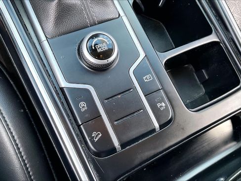 Used 2022 Kia Sorento S FWD image 29