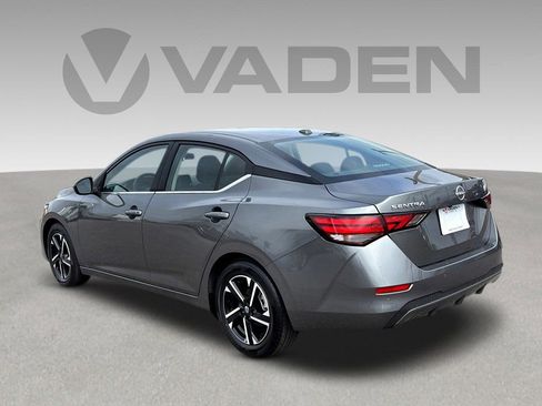 Used 2025 Nissan Sentra SV FWD image 24