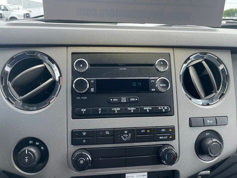 Used 2015 Ford F250 XLT w/ XLT Value Package AWD/4WD image 23