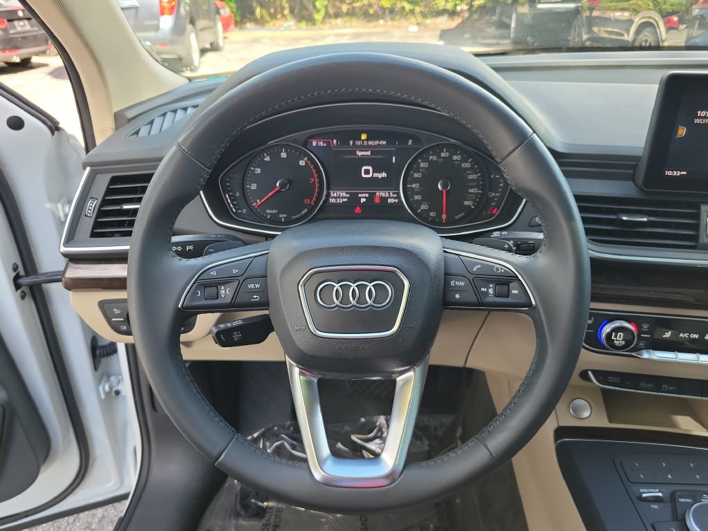 Used 2019 Audi Q5 2.0T Premium w/ Convenience Package AWD/4WD image 29