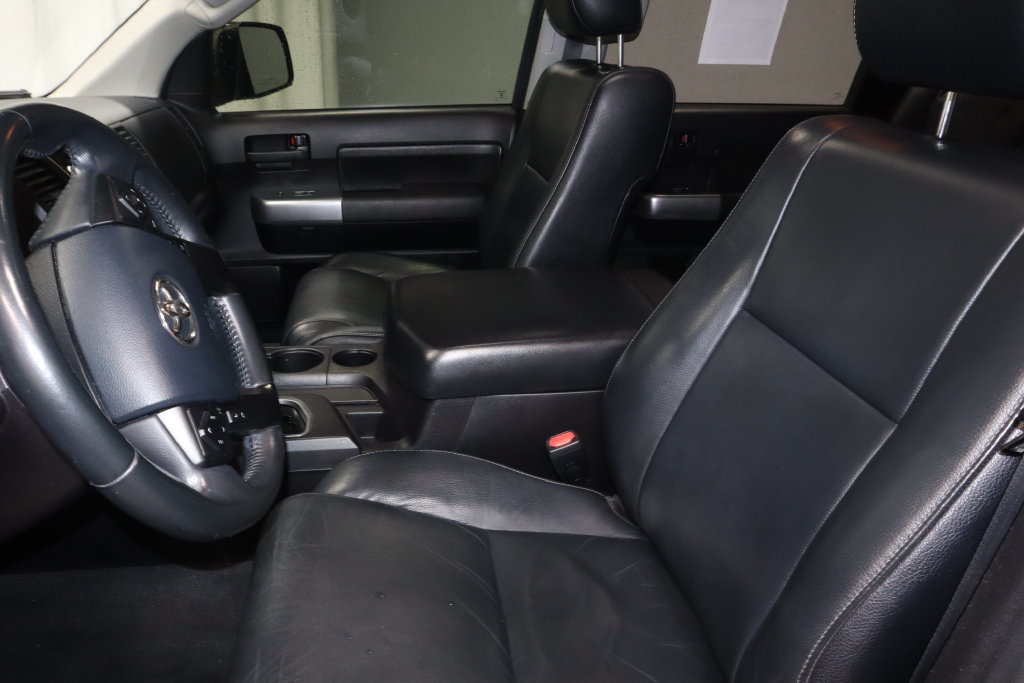 Used 2019 Toyota Sequoia TRD Sport w/ TRD Sport Premium Package AWD/4WD image 18