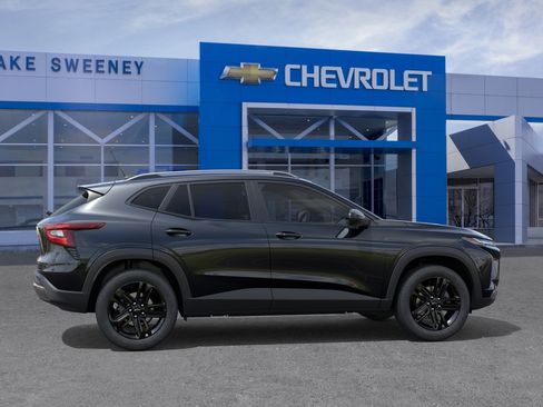 New 2026 Chevrolet Trax ACTIV w/ Sunroof Package image 5