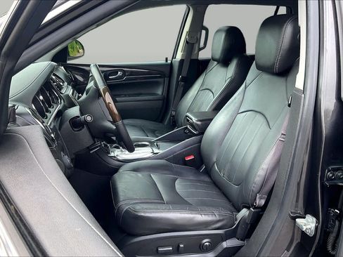 Used 2015 Buick Enclave Leather FWD image 6