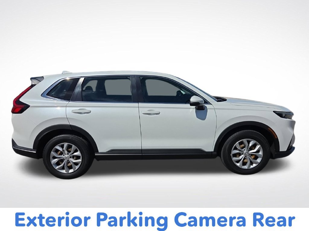 Used 2023 Honda CR-V LX image 2