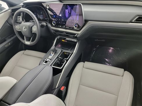 Used 2025 Lexus TX 350 AWD image 40