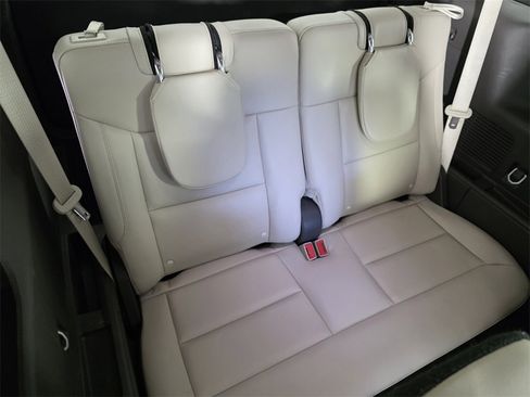 Used 2023 Ford Explorer Platinum w/ Technology Package image 29