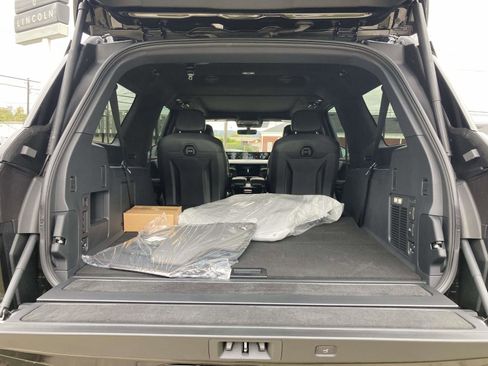 New 2025 Lincoln Navigator L Black Label AWD/4WD image 20