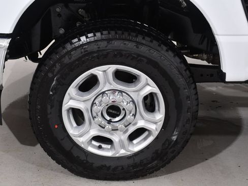 New 2026 Ford F350 XLT w/ FX4 Off-Road Package AWD/4WD image 23
