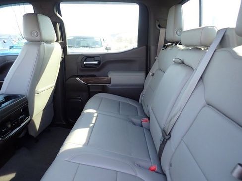 Used 2019 Chevrolet Silverado 1500 LT Trail Boss image 18