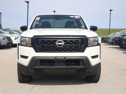 Used 2022 Nissan Frontier S RWD image 3