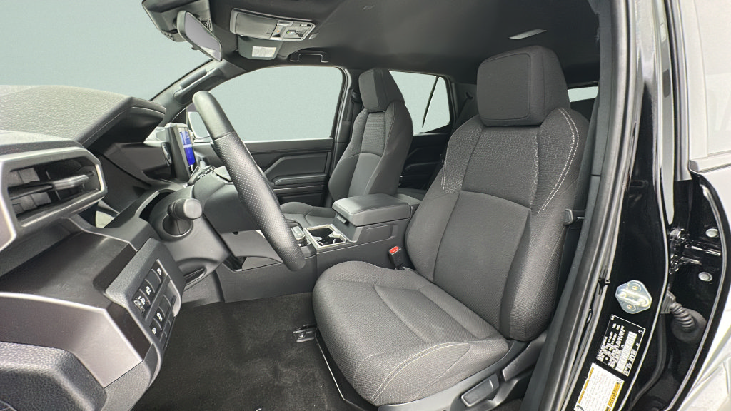 Used 2025 Toyota 4Runner SR5 AWD/4WD image 14