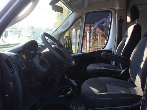 Used 2019 RAM ProMaster 2500 image 13