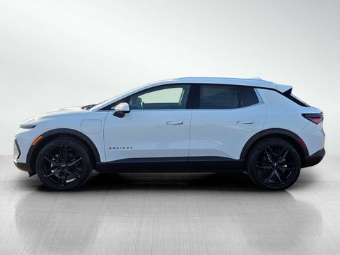 New 2026 Chevrolet Equinox EV LT w/ LPO, Blackout Package image 4