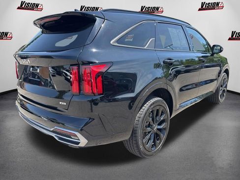 Used 2023 Kia Sorento SX AWD/4WD image 5