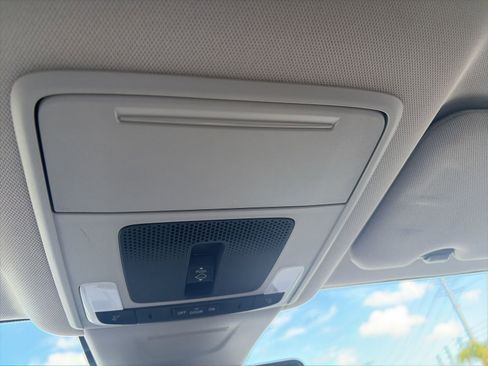 Used 2023 Honda CR-V EX-L image 22