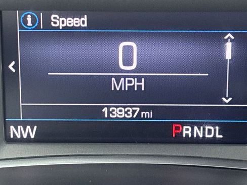 Used 2024 Chevrolet Equinox RS image 32