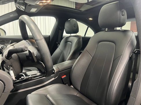 Used 2023 Mercedes-Benz CLA 250 4MATIC image 22