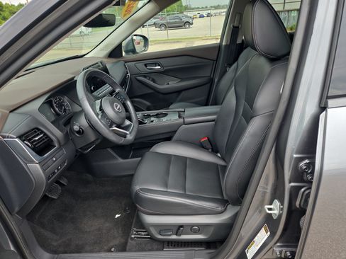 Used 2023 Nissan Rogue SL w/ SL Premium Package FWD image 5