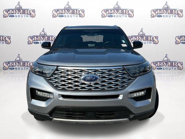 Certified 2022 Ford Explorer Platinum w/ Equipment Group 601A AWD/4WD image 8