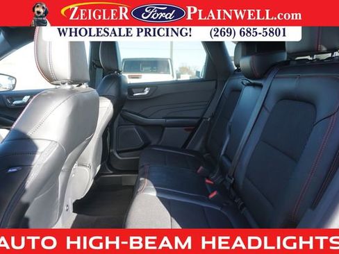 Used 2025 Ford Escape ST-Line image 11
