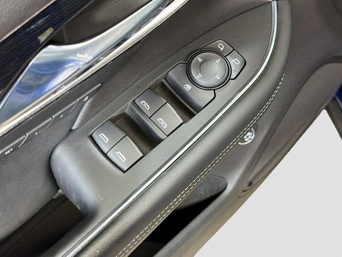 Used 2023 Buick Envision Essence FWD image 19
