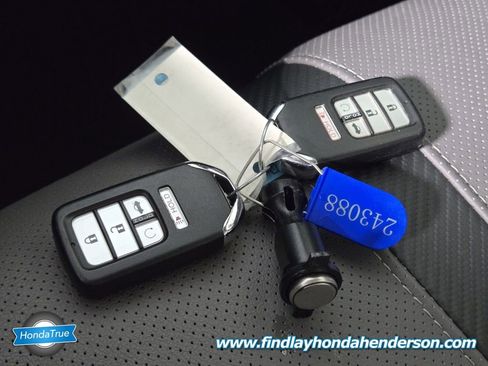 Certified 2018 Honda Civic Touring image 31