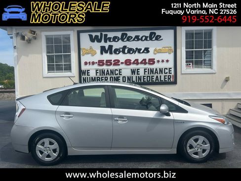 Used 2011 Toyota Prius Two FWD image 1