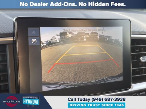 Certified 2025 Hyundai Venue SEL image 25