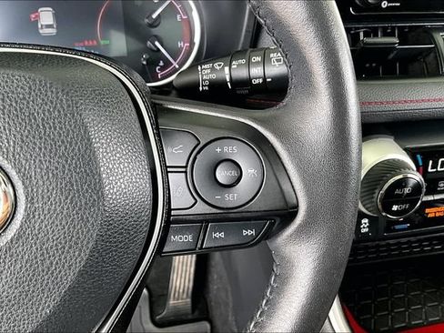 Used 2020 Toyota RAV4 TRD Off-Road w/ TRD Off-Road Weather Package AWD/4WD image 11