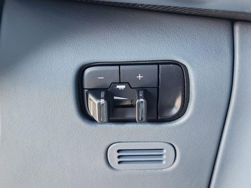 New 2024 Jeep Grand Wagoneer Series III w/ Rear Seat Video Group 1 image 28