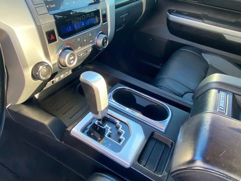 Used 2020 Toyota Tundra Limited w/ Limited Premium Package AWD/4WD image 23