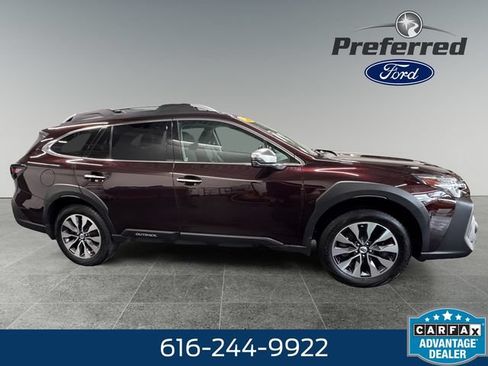 Used 2023 Subaru Outback Touring XT AWD/4WD image 8