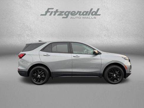 Used 2023 Chevrolet Equinox LS w/ LS Convenience Package AWD/4WD image 8