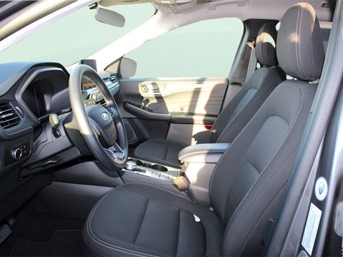 Used 2025 Ford Escape Active image 15