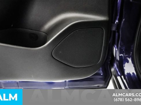 Used 2023 Nissan Rogue S image 53