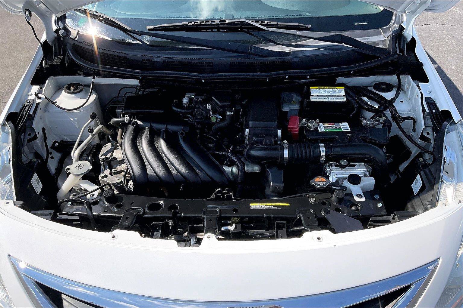 Used 2019 Nissan Versa S Plus FWD image 11