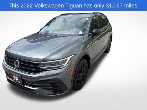 Used 2022 Volkswagen Tiguan SE R-Line AWD/4WD image 1