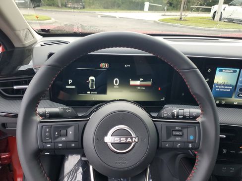 New 2026 Nissan Kicks SR image 23